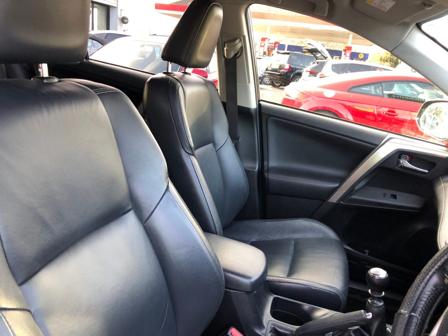 Used Toyota RAV4 2013 for sale - 77557373: Photo 6