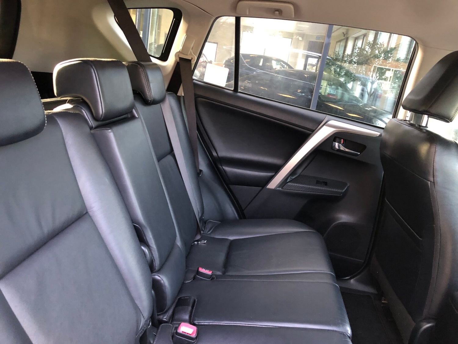 Used Toyota RAV4 2013 for sale - 77557373: Photo 7