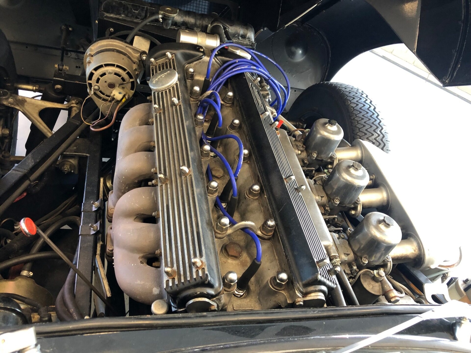 Vehicle 29