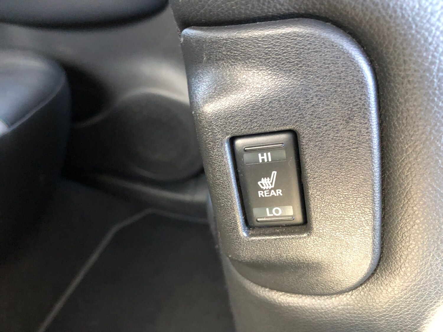 Used Nissan Leaf 2018 for sale - 77555944: Photo 29