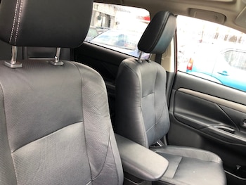 Used Mitsubishi Outlander 2015 for sale - 76934354: Photo