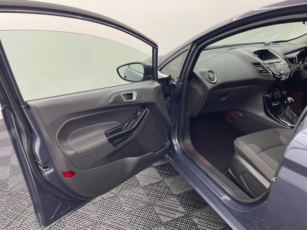 Used Ford Fiesta 2015 for sale - 76258987: Photo 28