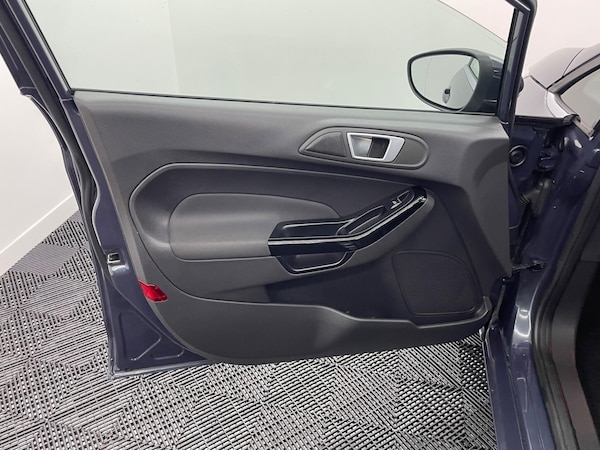 Used Ford Fiesta 2015 for sale - 76258987: Photo 31