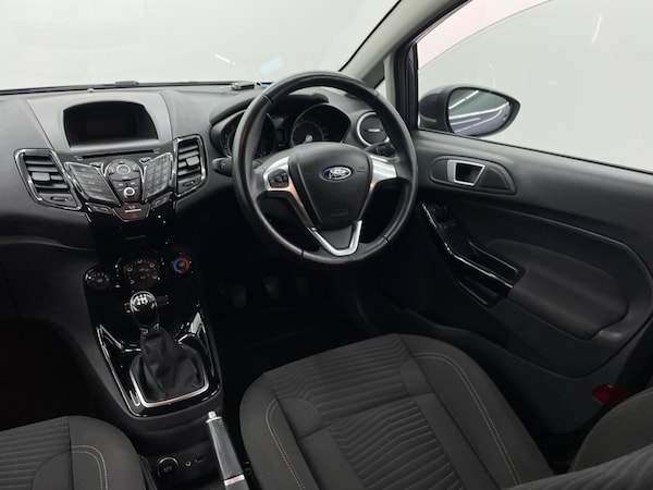 Used Ford Fiesta 2015 for sale - 76258987: Photo 41
