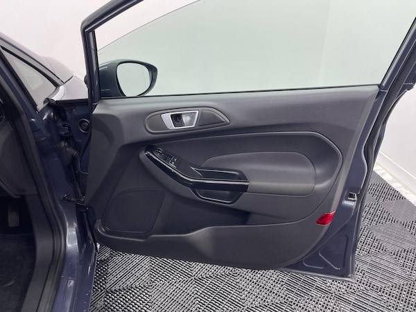 Used Ford Fiesta 2015 for sale - 76258987: Photo 44