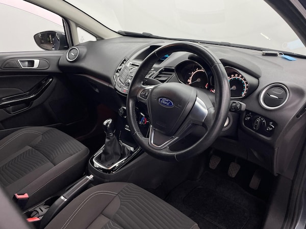 Used Ford Fiesta 2015 for sale - 76258987: Photo 46