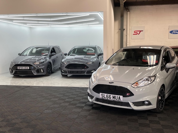 Used Ford Focus 2017 for sale - 76307120: Photo 13