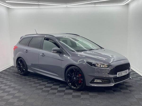Used Ford Focus 2017 for sale - 76307120: Photo 15