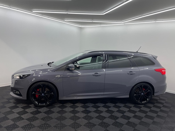 Used Ford Focus 2017 for sale - 76307120: Photo 18