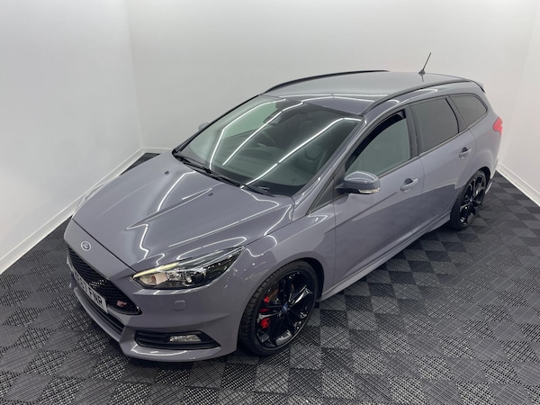 Used Ford Focus 2017 for sale - 76307120: Photo 19