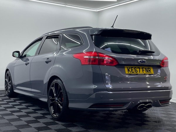 Used Ford Focus 2017 for sale - 76307120: Photo 30