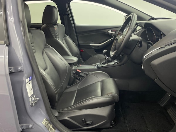 Used Ford Focus 2017 for sale - 76307120: Photo 38