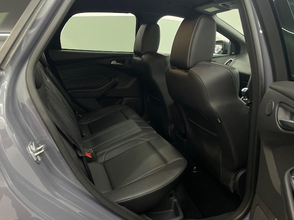 Used Ford Focus 2017 for sale - 76307120: Photo 43