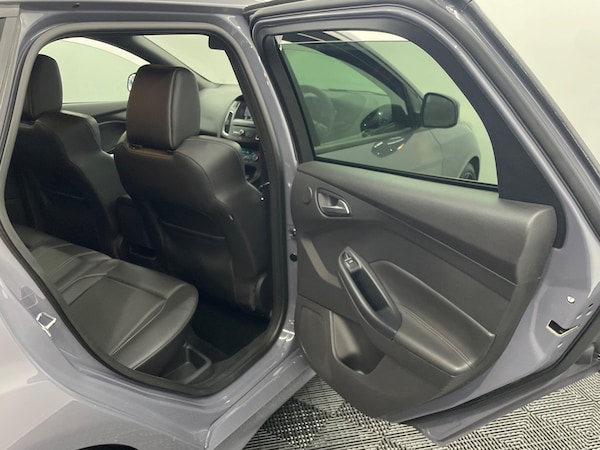 Used Ford Focus 2017 for sale - 76307120: Photo 45