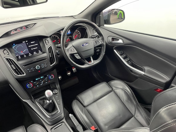 Used Ford Focus 2017 for sale - 76307120: Photo 53