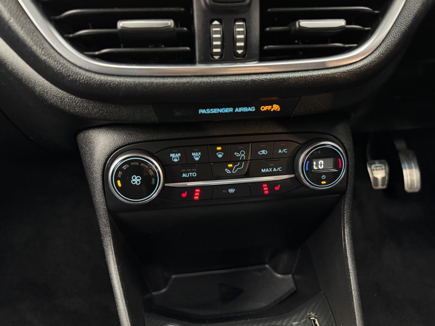 Used Ford Fiesta 2018 for sale - 76528120: Photo 11