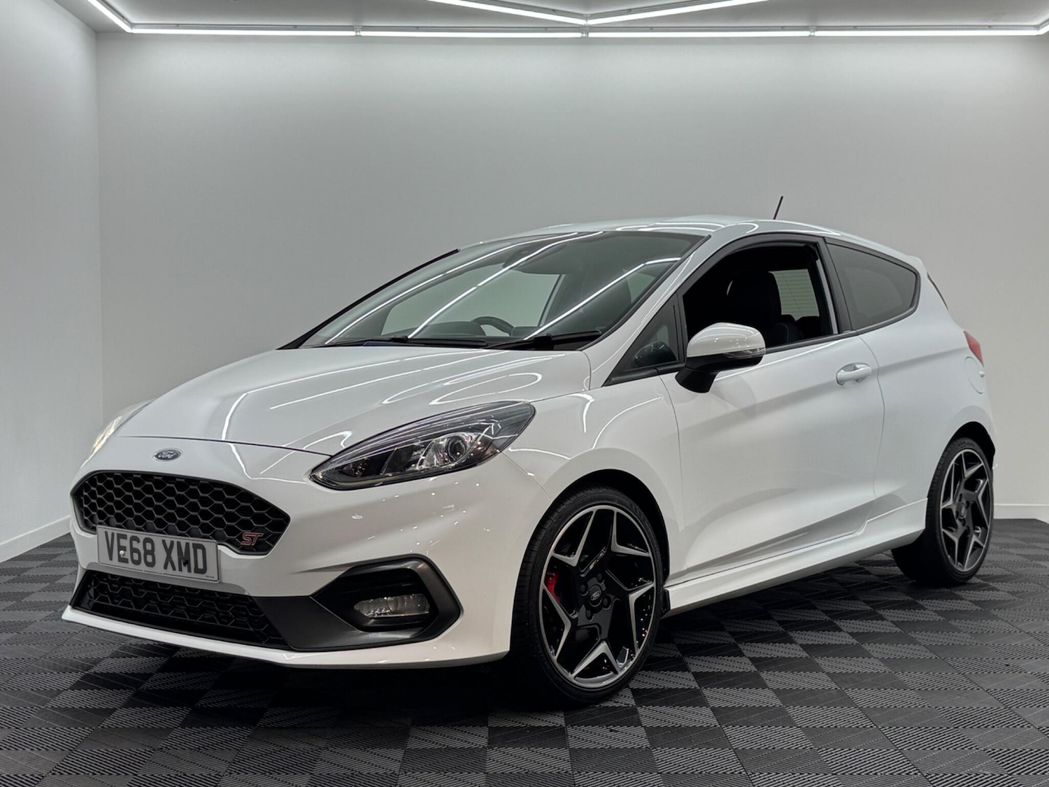 Used Ford Fiesta 2018 for sale - 76528120: Photo 17