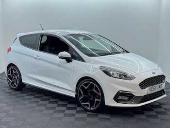Used Ford Fiesta 2018 for sale - 76528120: Photo