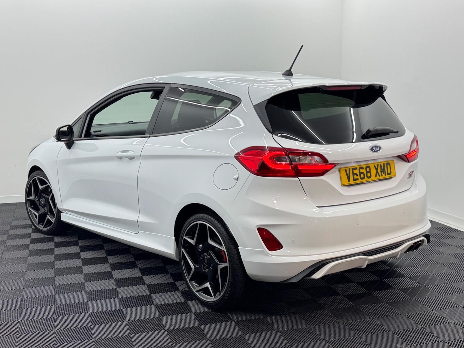 Used Ford Fiesta 2018 for sale - 76528120: Photo 26