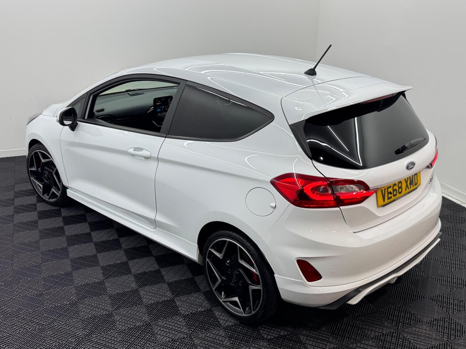 Used Ford Fiesta 2018 for sale - 76528120: Photo 27