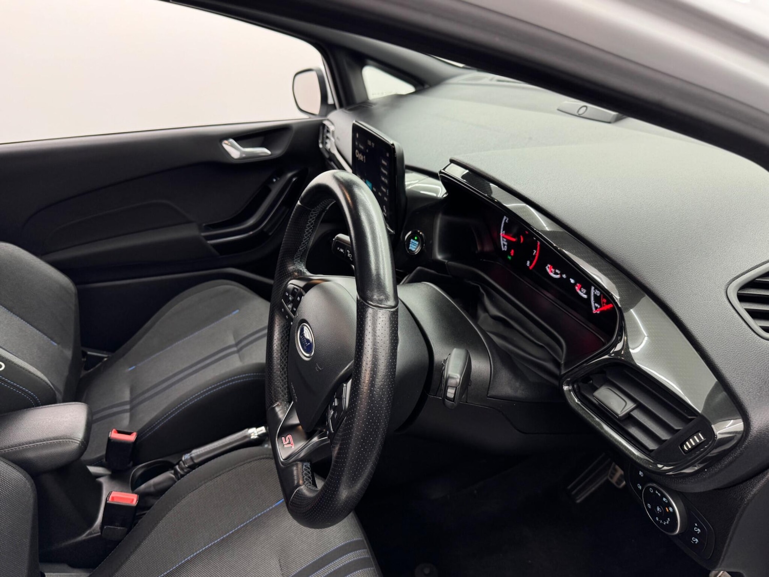 Used Ford Fiesta 2018 for sale - 76528120: Photo 37