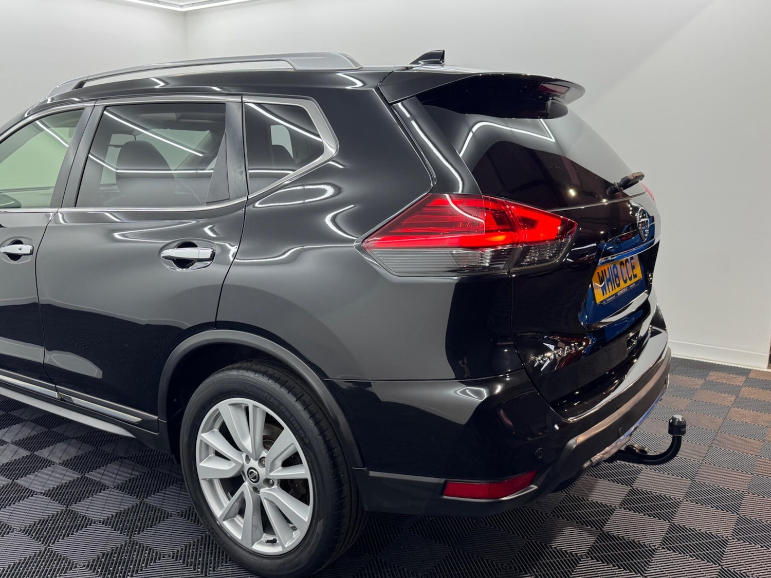 Used Nissan X-Trail 2018 for sale - 76633618: Photo 18