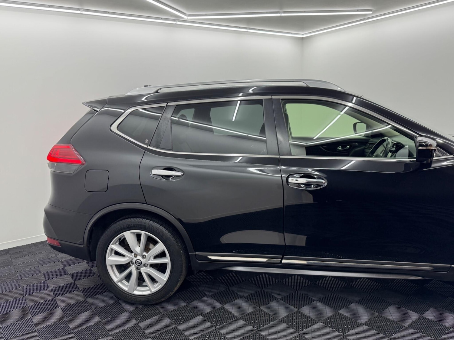 Used Nissan X-Trail 2018 for sale - 76633618: Photo 26