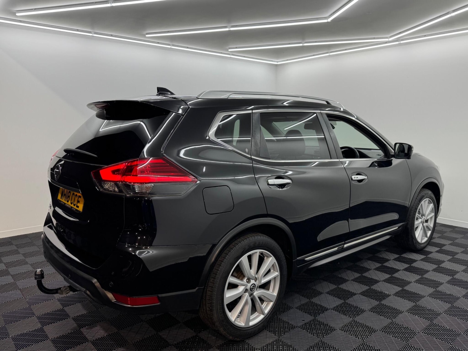 Used Nissan X-Trail 2018 for sale - 76633618: Photo 30