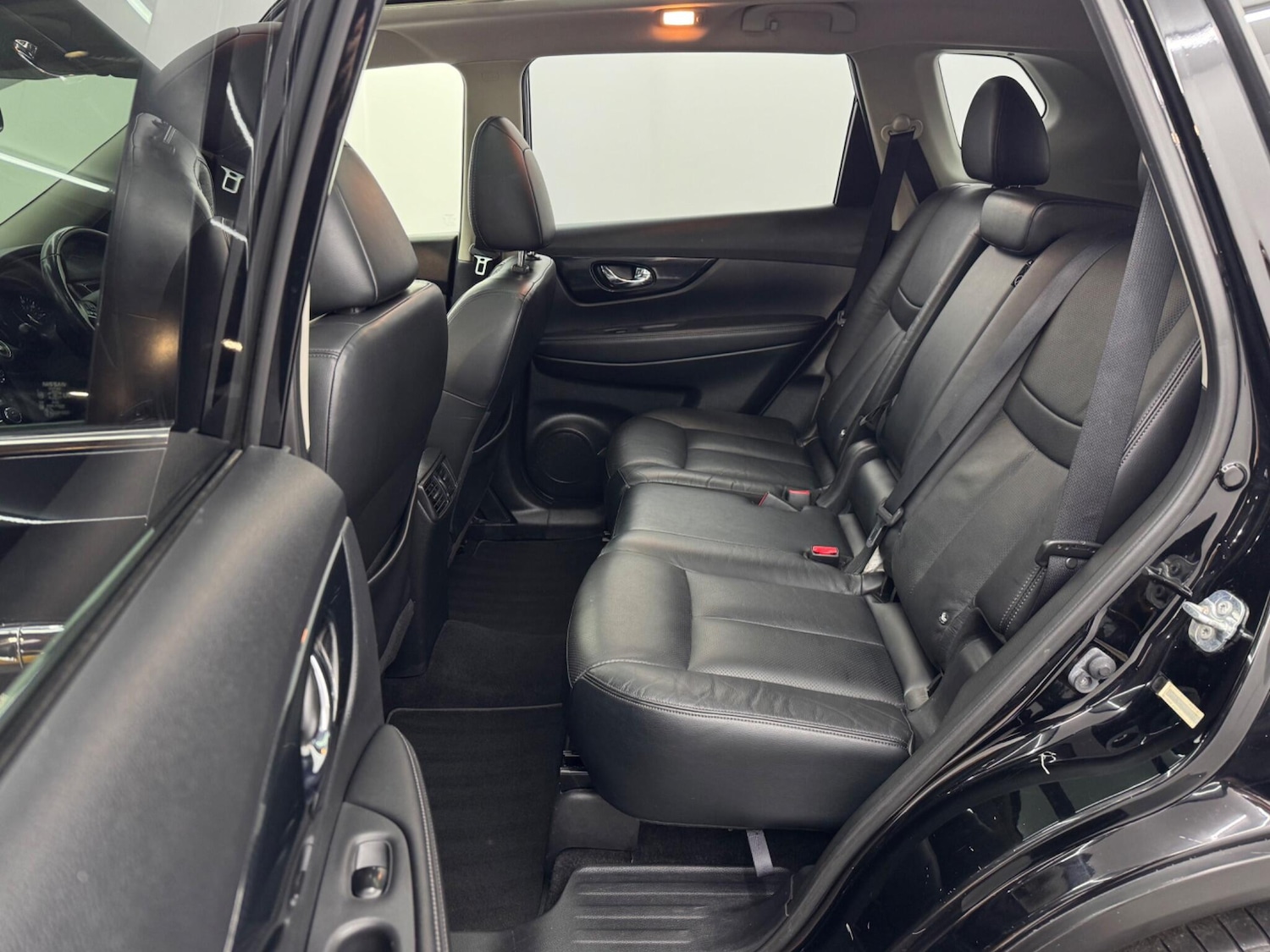 Used Nissan X-Trail 2018 for sale - 76633618: Photo 39