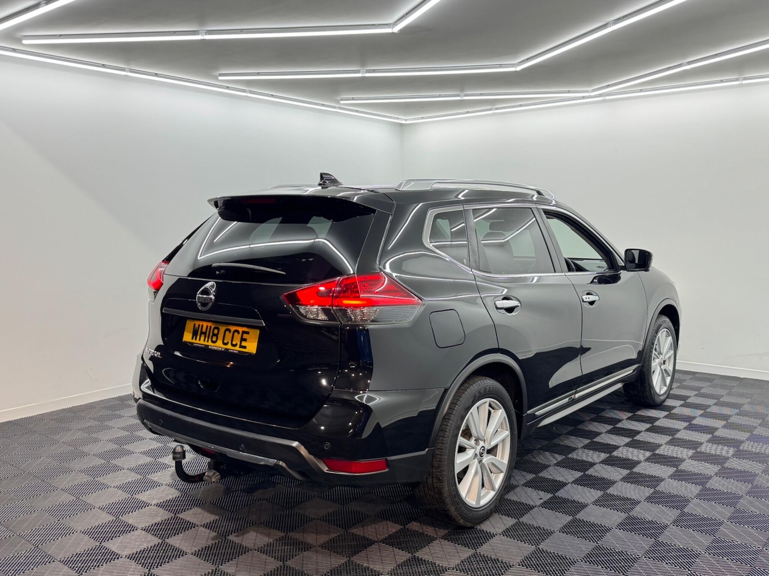 Used Nissan X-Trail 2018 for sale - 76633618: Photo 4