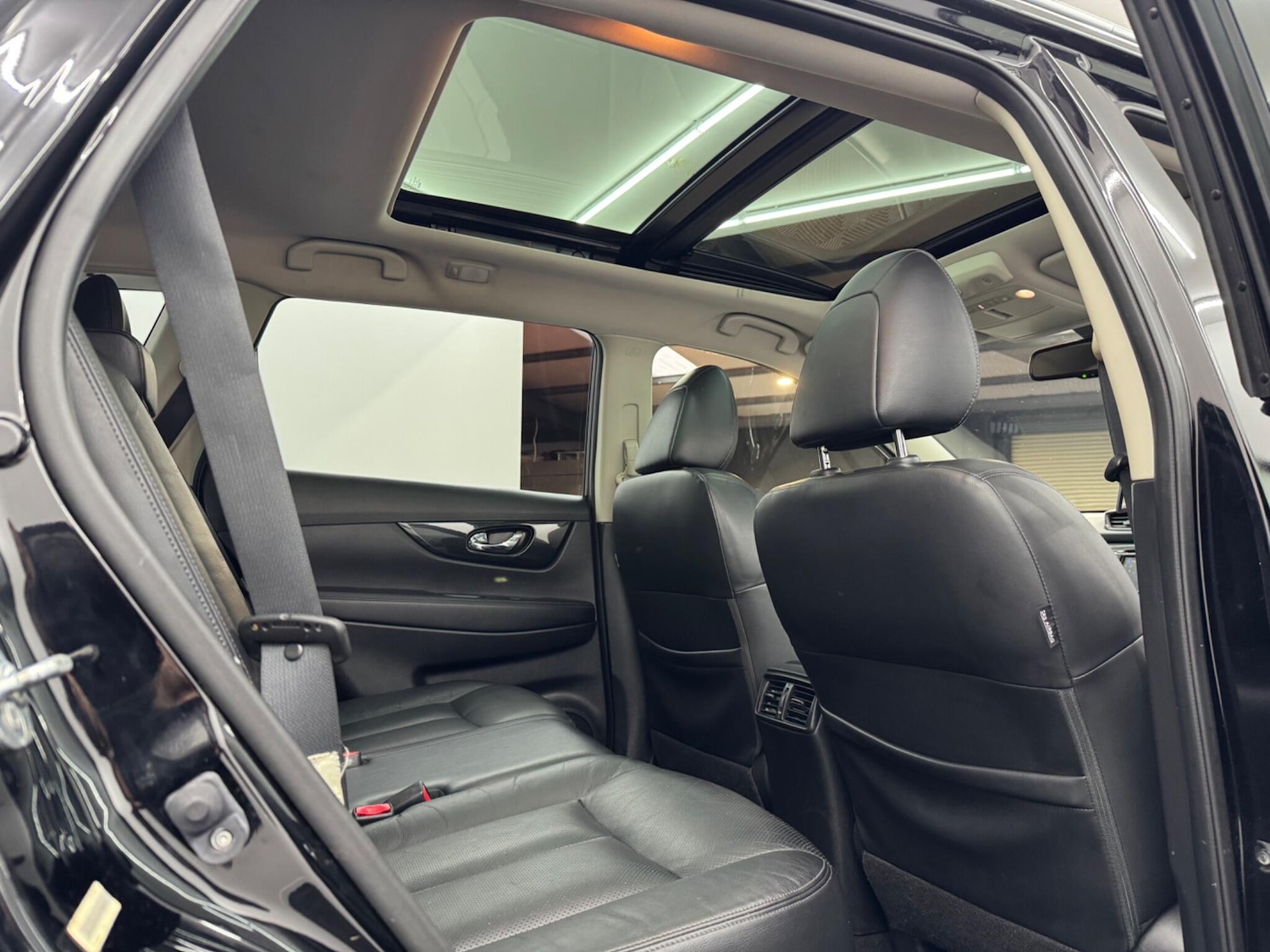 Used Nissan X-Trail 2018 for sale - 76633618: Photo 46