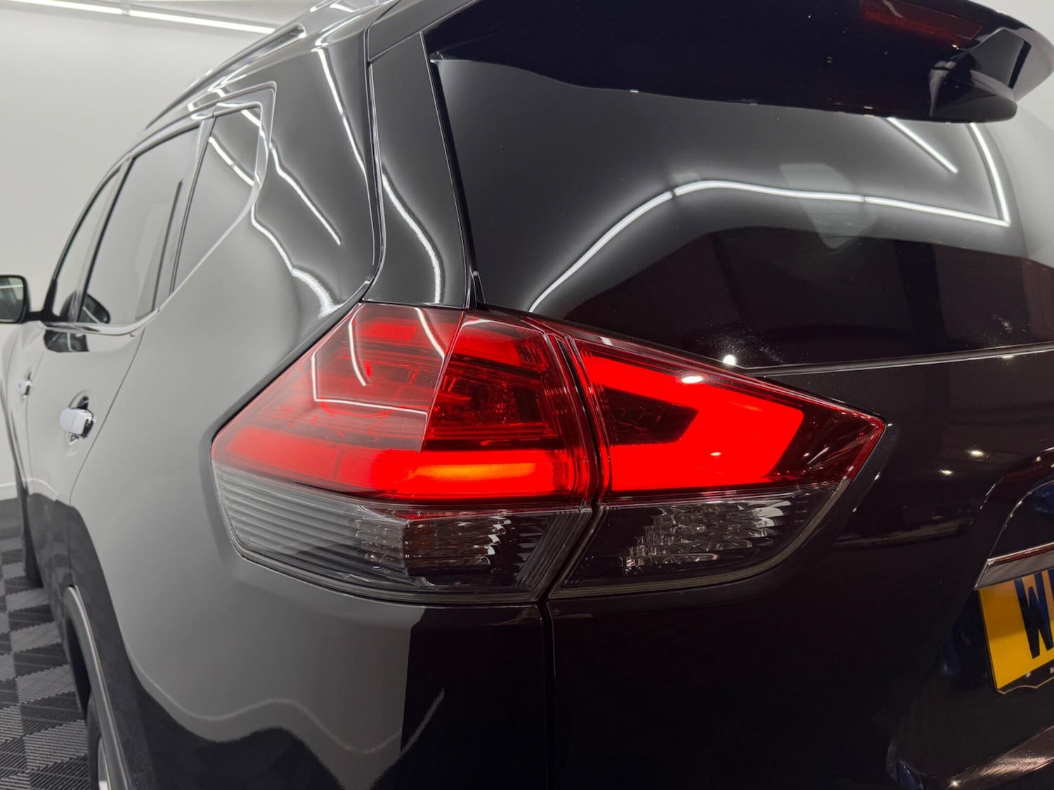 Used Nissan X-Trail 2018 for sale - 76633618: Photo 77