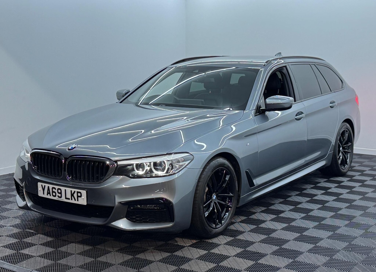 Used BMW 5 Series for sale - 77484367: Photo 3