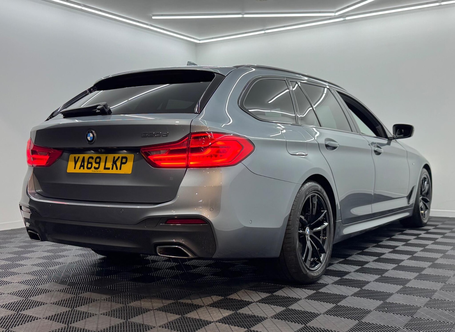 Used BMW 5 Series for sale - 77484367: Photo 4