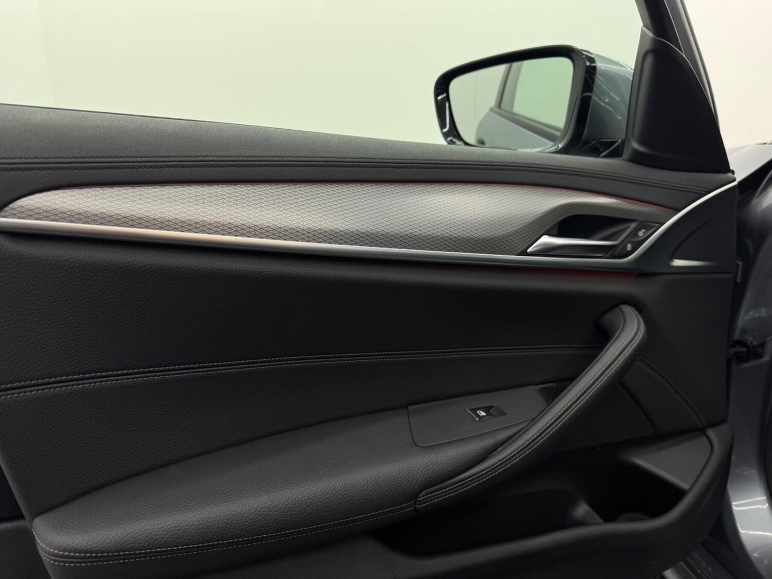 Used BMW 5 Series for sale - 77484367: Photo 40