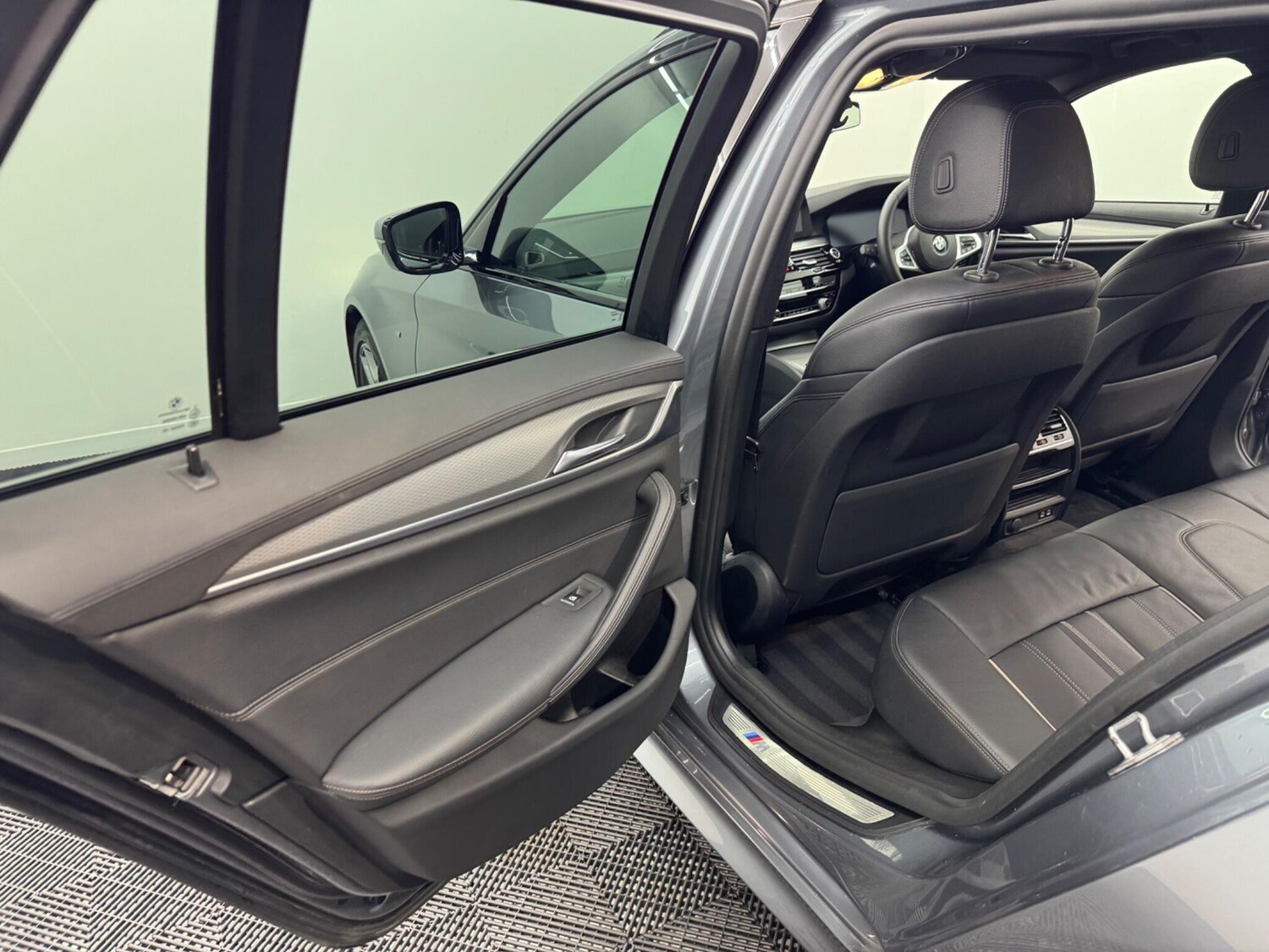 Used BMW 5 Series for sale - 77484367: Photo 52