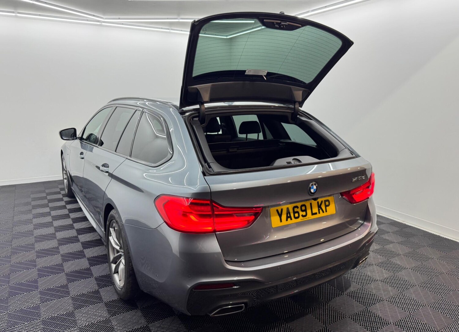 Used BMW 5 Series for sale - 77484367: Photo 59