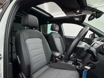 Used Volkswagen Tiguan 2017 for sale - 77844611: Photo