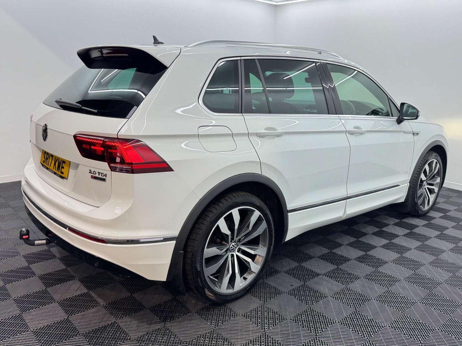 Used Volkswagen Tiguan 2017 for sale - 77844611: Photo 37