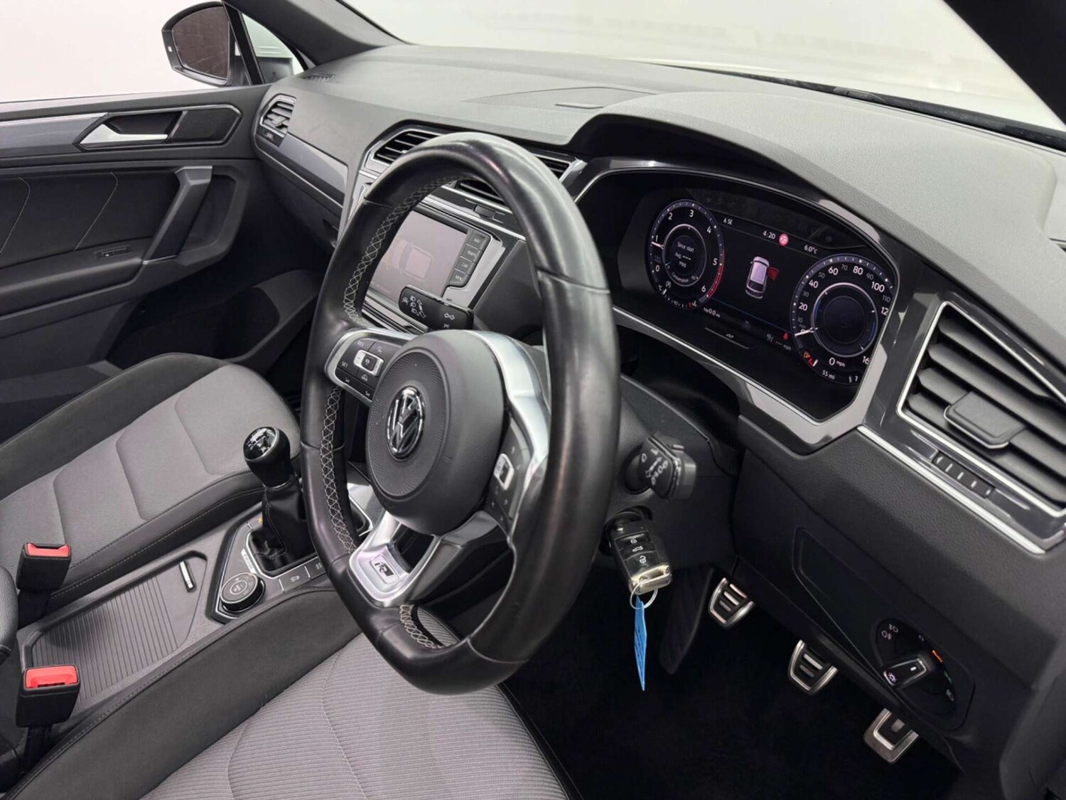 Used Volkswagen Tiguan 2017 for sale - 77844611: Photo 39