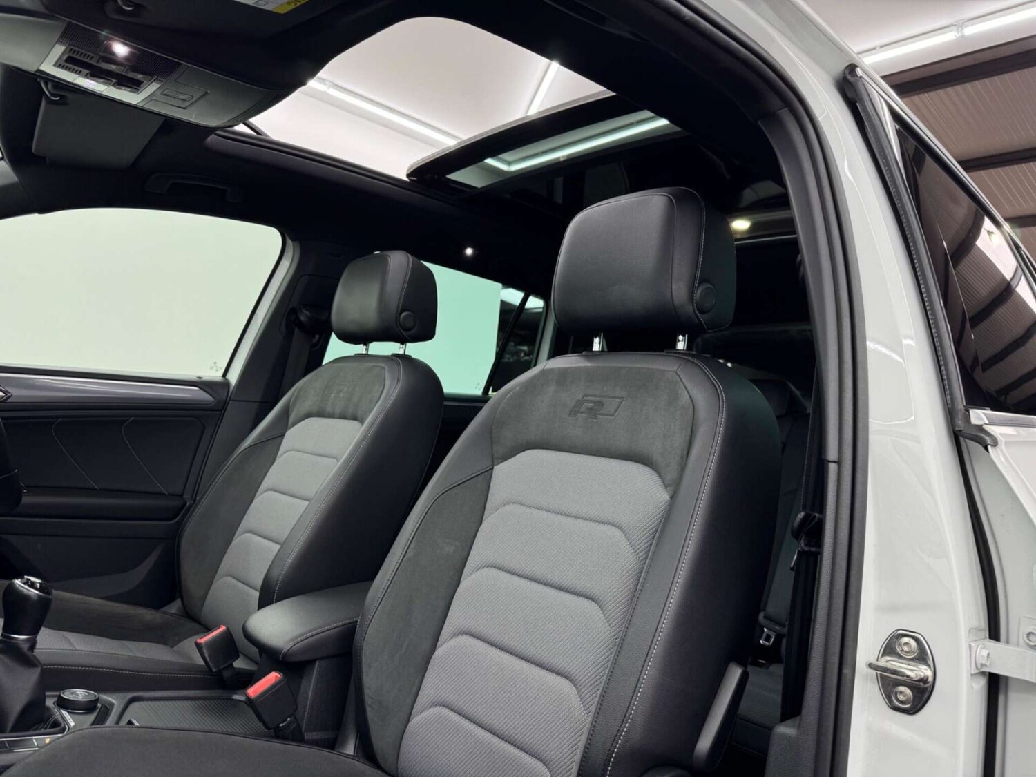 Used Volkswagen Tiguan 2017 for sale - 77844611: Photo 73