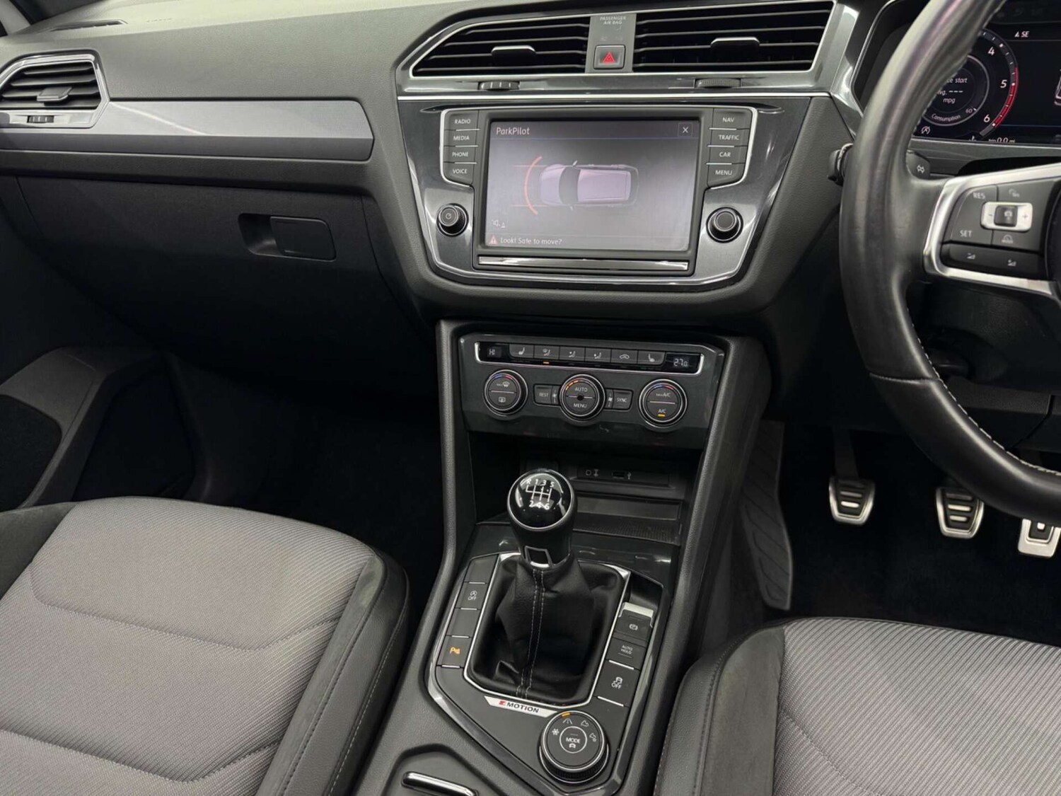 Used Volkswagen Tiguan 2017 for sale - 77844611: Photo 82