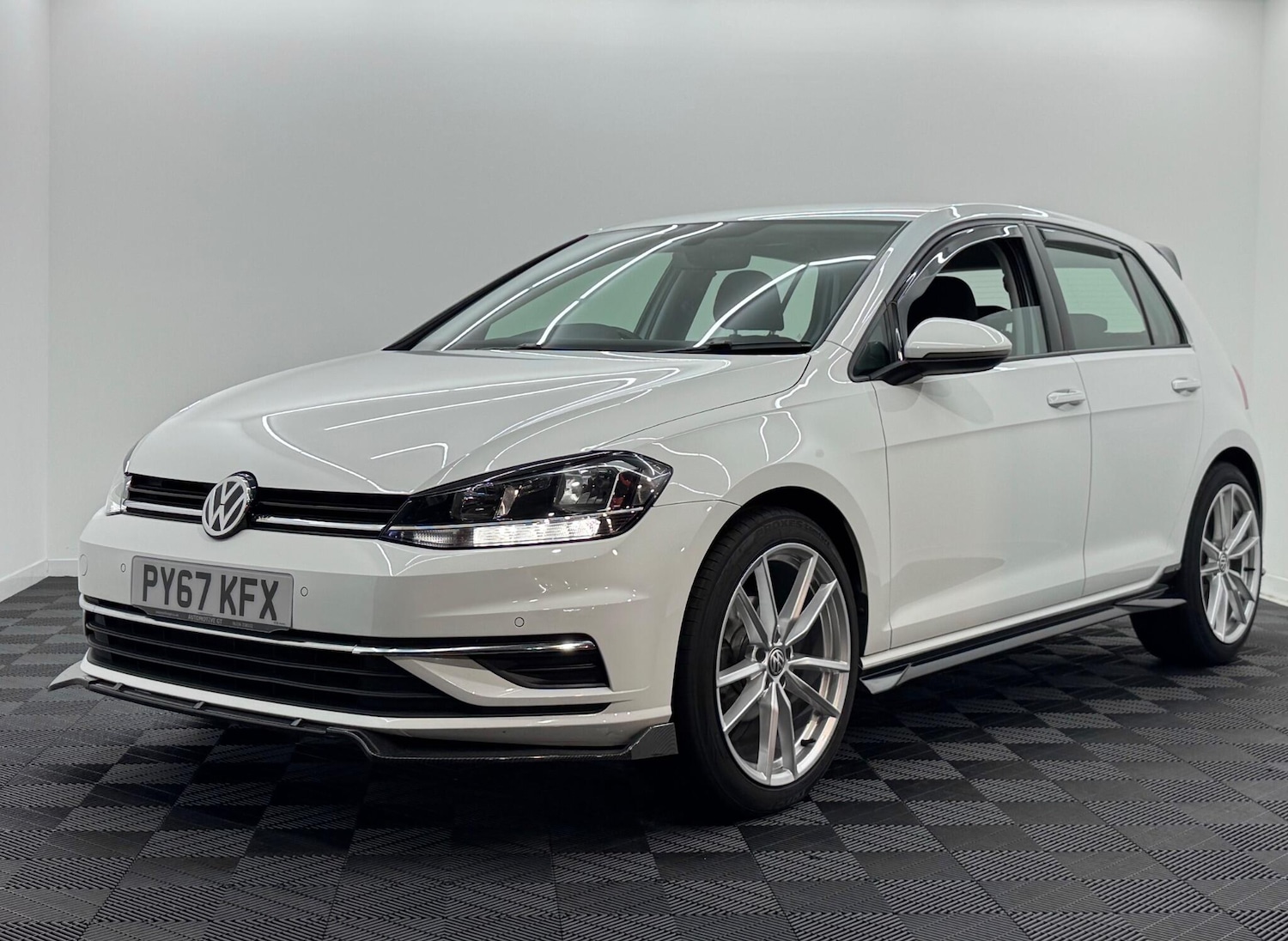 Used Volkswagen Golf 2018 for sale - 76752430: Photo 21