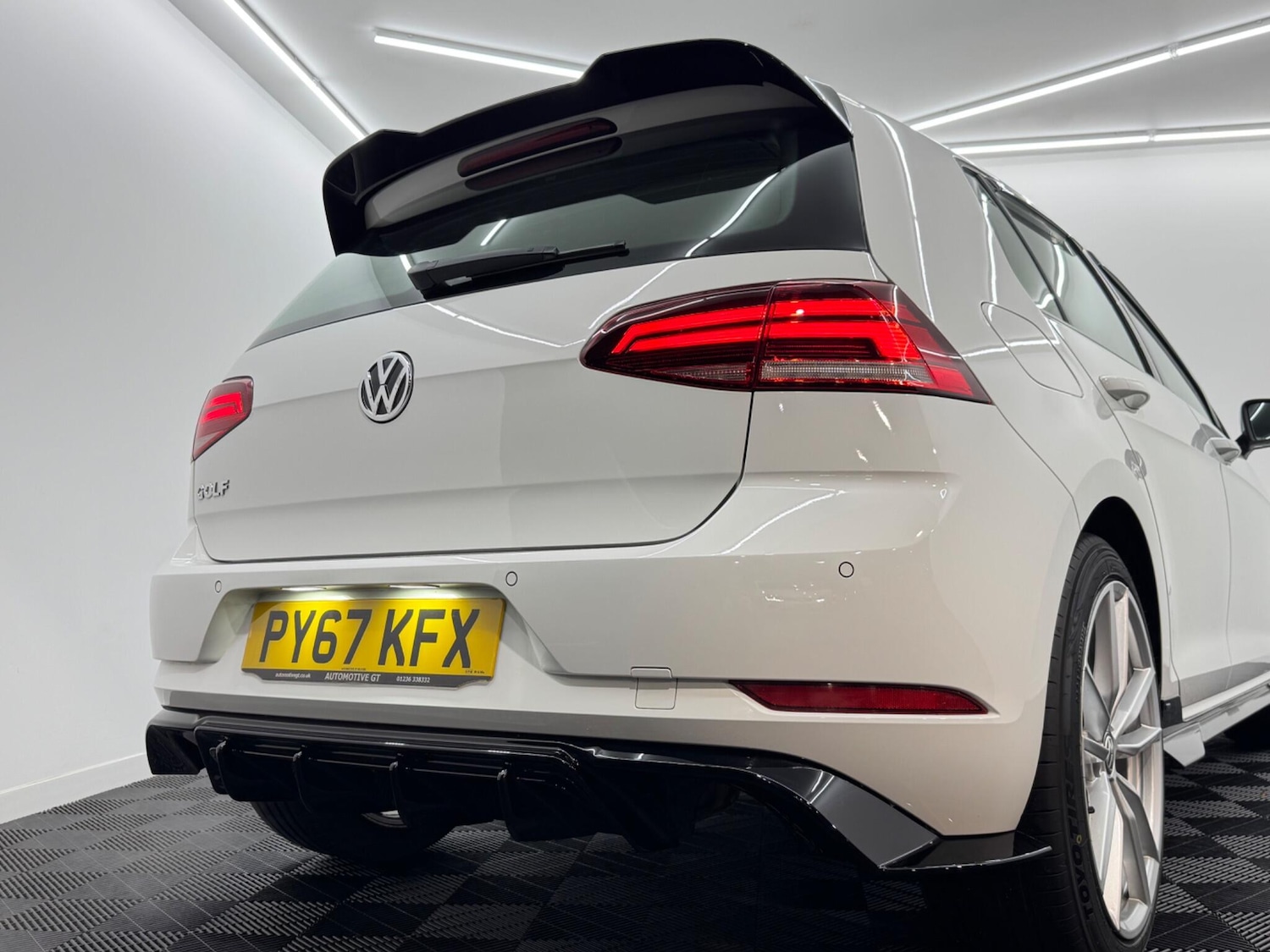 Used Volkswagen Golf 2018 for sale - 76752430: Photo 32