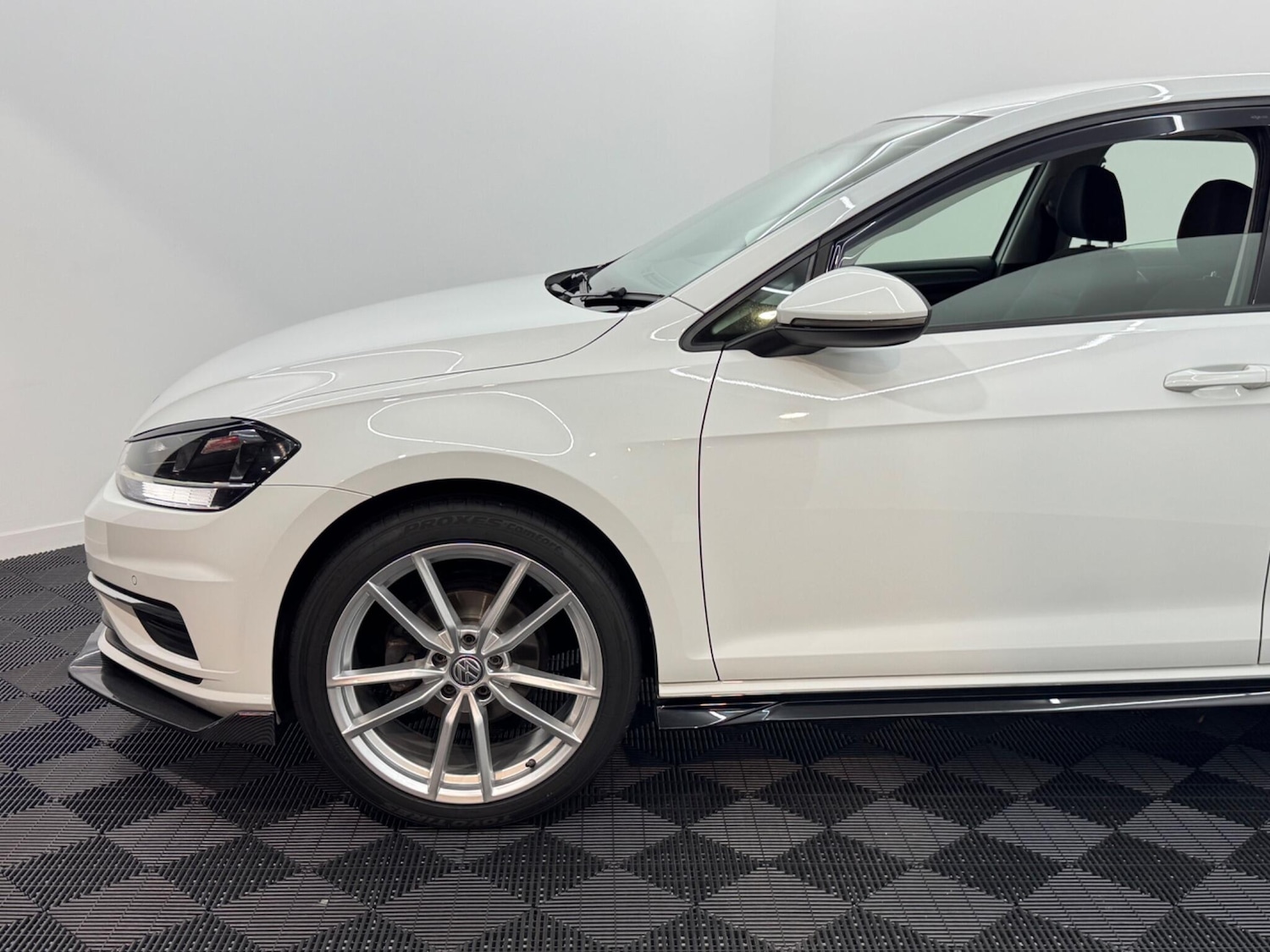 Used Volkswagen Golf 2018 for sale - 76752430: Photo 48