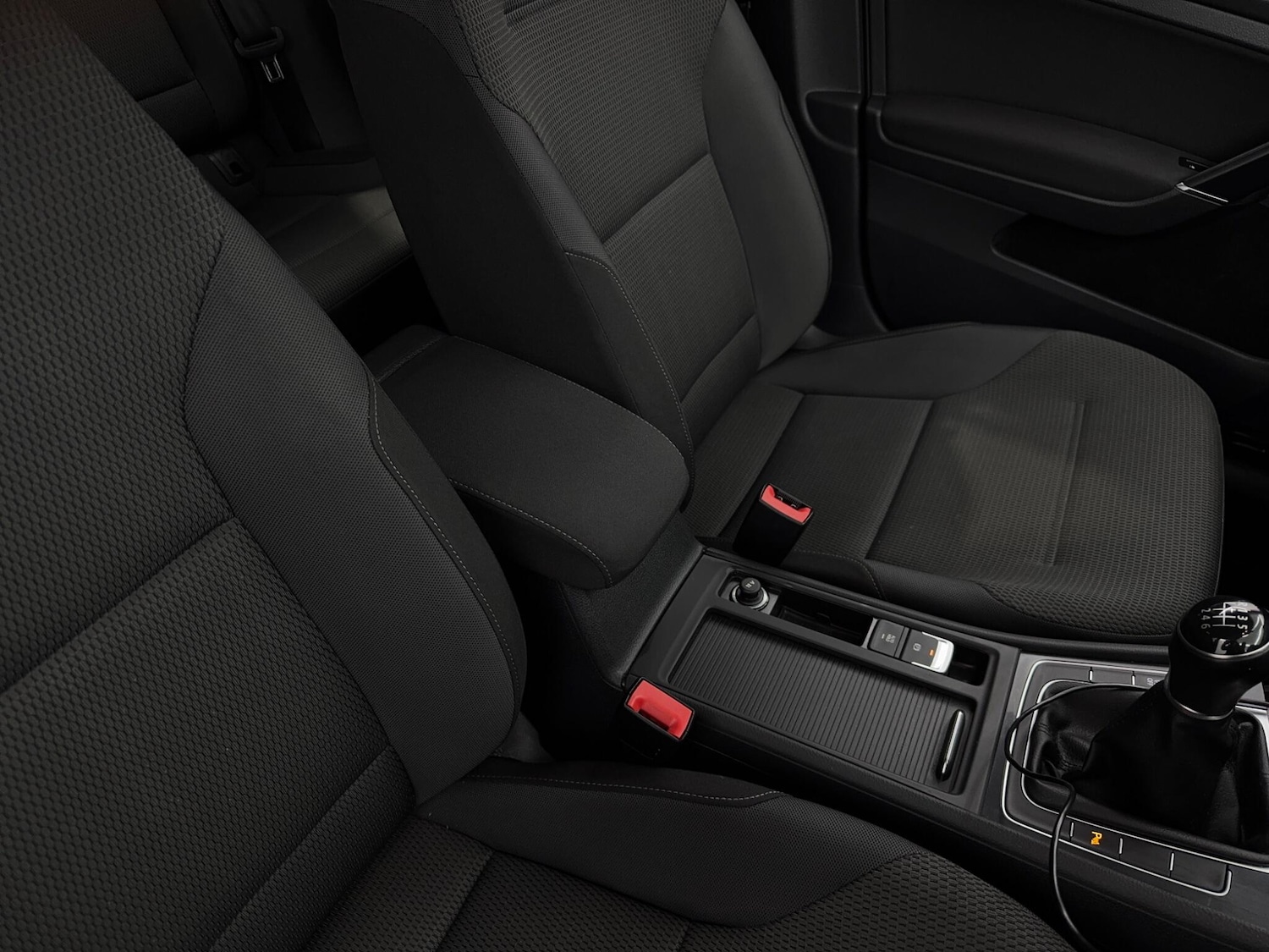 Used Volkswagen Golf 2018 for sale - 76752430: Photo 54