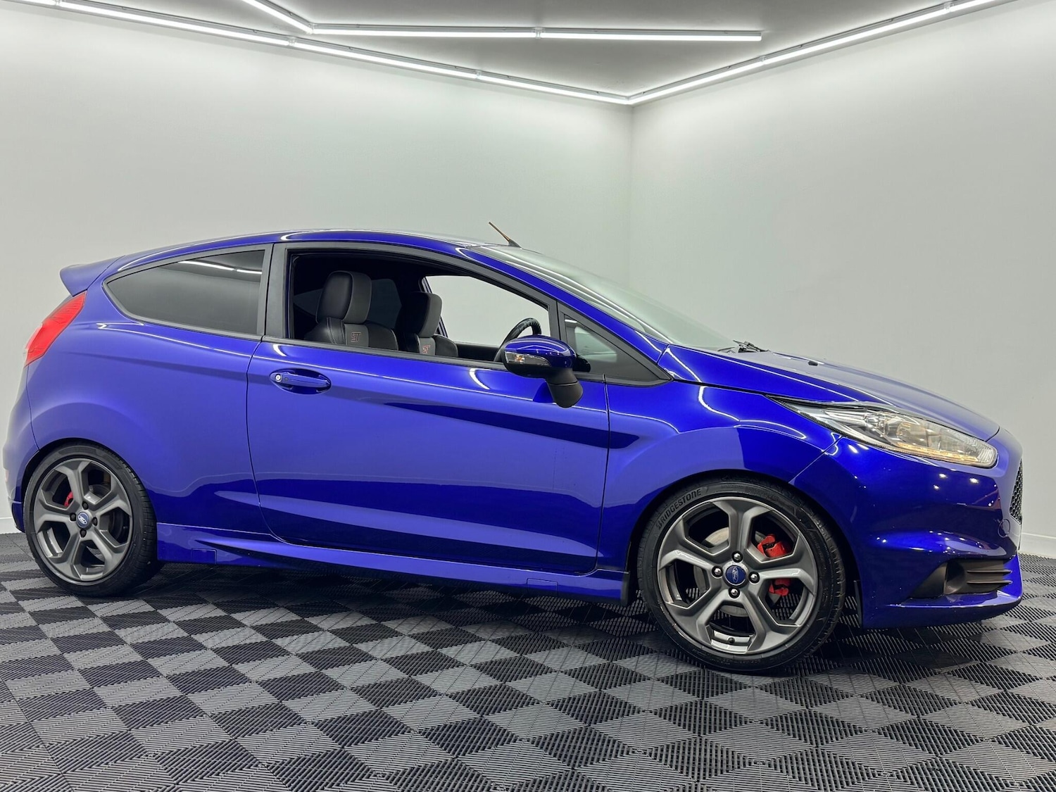 Used Ford Fiesta 2017 for sale - 77358501: Photo 28