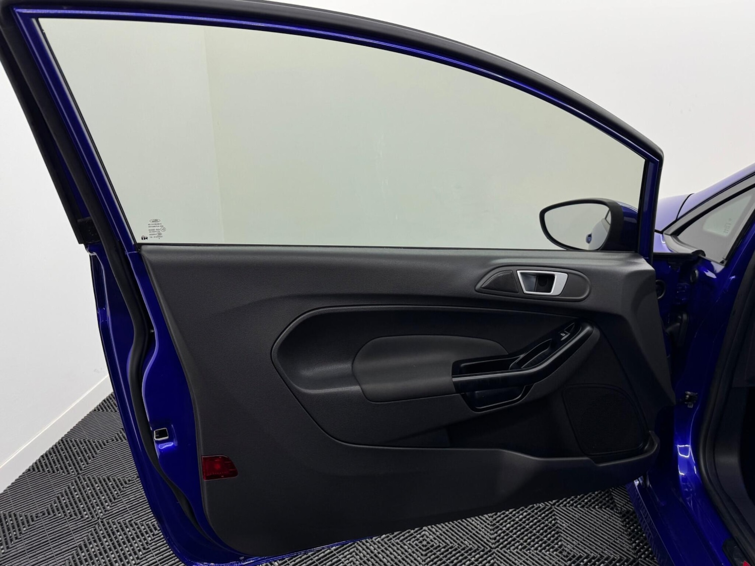 Used Ford Fiesta 2017 for sale - 77358501: Photo 41