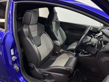 Used Ford Fiesta 2016 for sale - 78696030: Photo