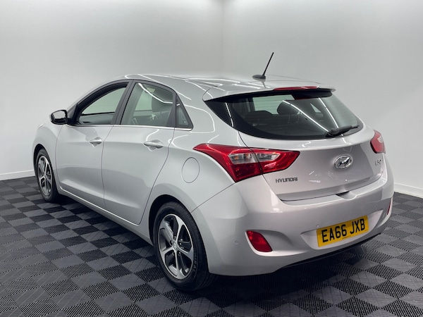 Used Hyundai i30 2016 for sale - 76314902: Photo 27